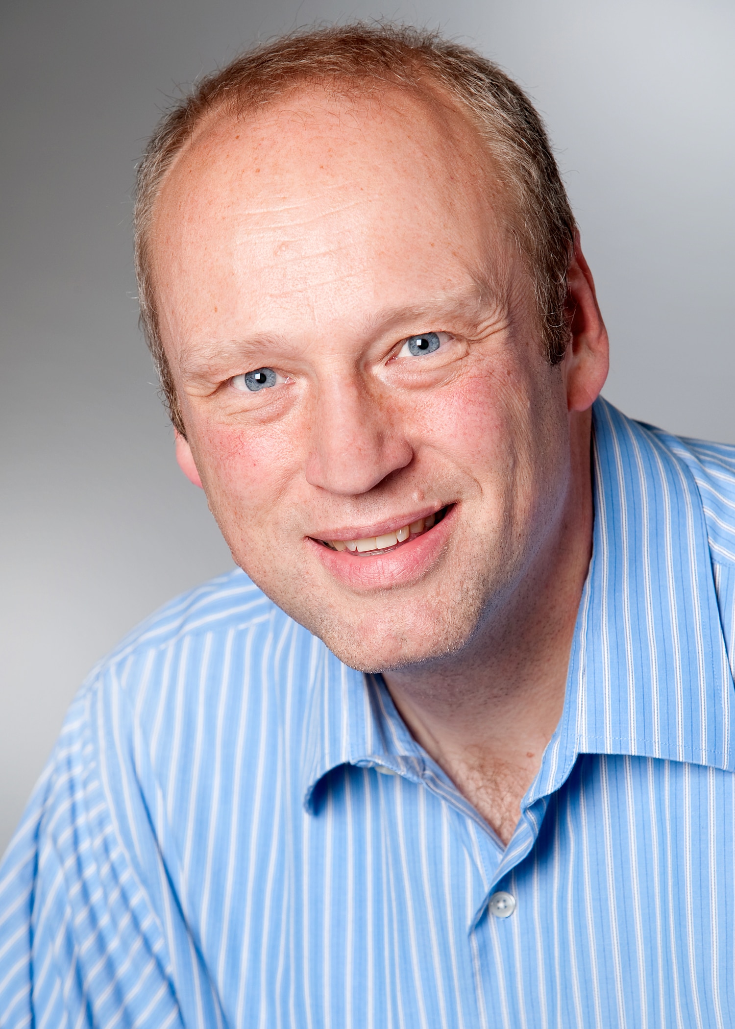listen-5-strategies-to-increase-revenue-using-marketing-analytics